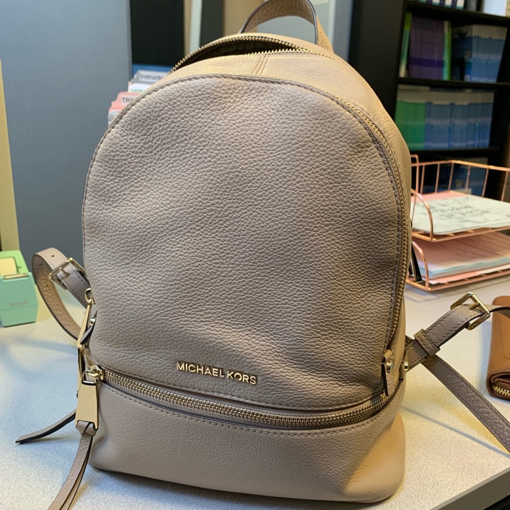 Michael Kors Rhea Zip Small  Leather Backpack